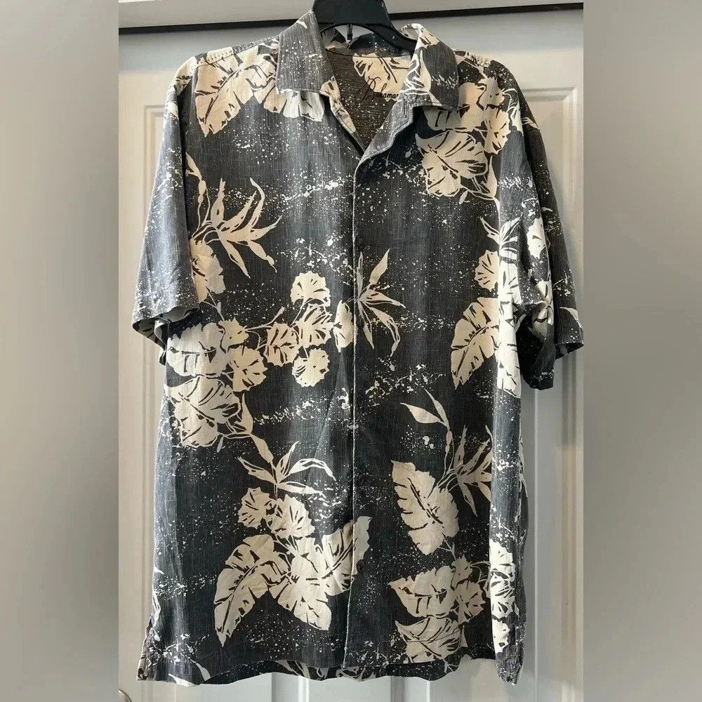Tommy Bahama | men’s Just Coasting Paradise  camp shirt. Size: M